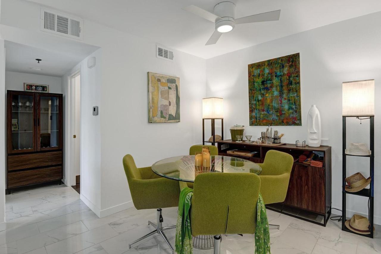 Modern Plaza Villas Oasis Palm Springs Extérieur photo