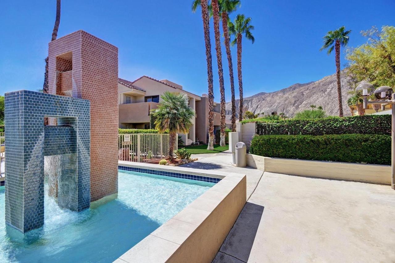 Modern Plaza Villas Oasis Palm Springs Extérieur photo